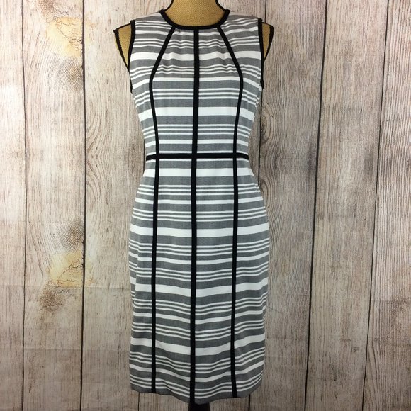 Calvin Klein Dresses & Skirts - Calvin Klein Grey & White Fitted Sheath Dress Sz 6